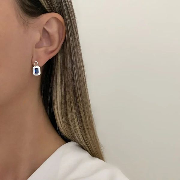 BRINCO GOTA E QUADRADO ZIRCÔNIA CHAMPANHE E AZUL E... - My Prata Joias