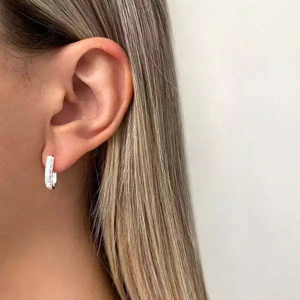 BRINCO OVAL CRAVEJADO PRATA 925 - My Prata Joias