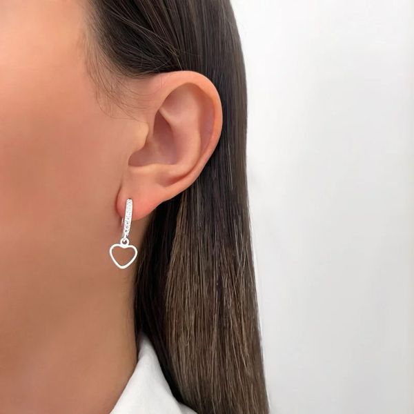 ARGOLINHA CRAVEJADA COM PINGENTE CORAÇÃO VAZADO PR... - My Prata Joias