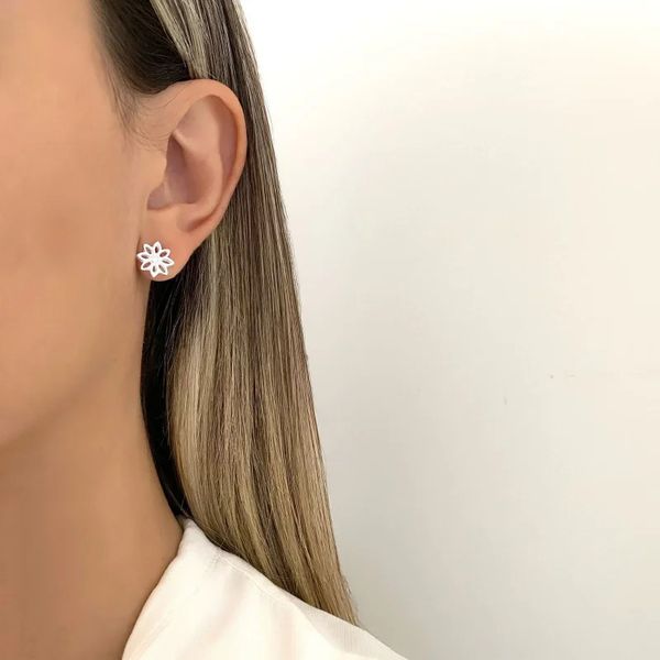 BRINCO FLOR ZIRCÔNIA CRISTAL PRATA 925 - My Prata Joias