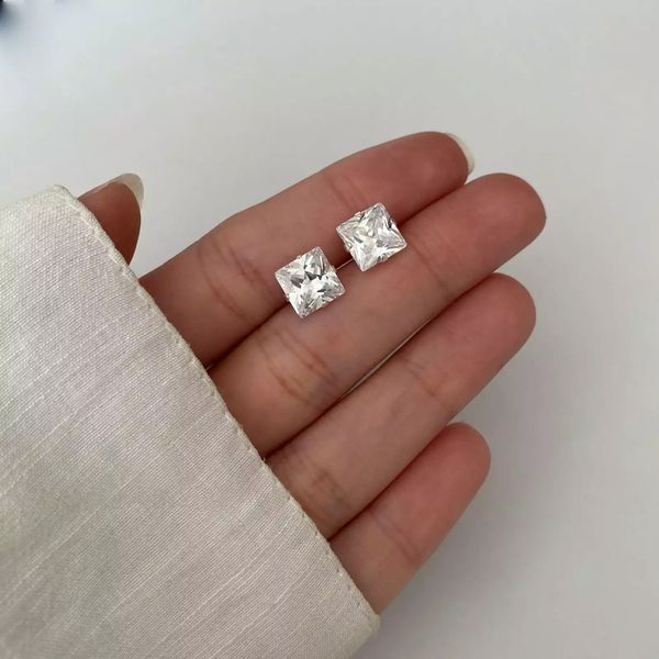 BRINCO QUADRADO ZIRCÔNIA CRISTAL PRATA 925 - My Prata Joias