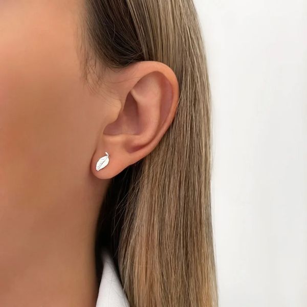 BRINCO FOLHA PRATA CLARA PRATA 925 - My Prata Joias