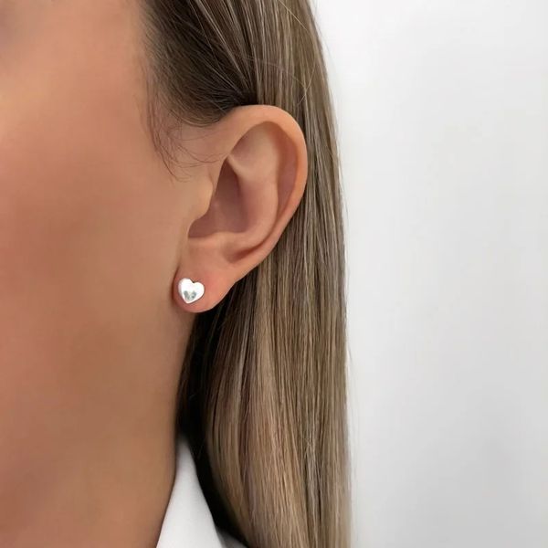 BRINCO CORAÇÃO LISO PRATA 925 - My Prata Joias