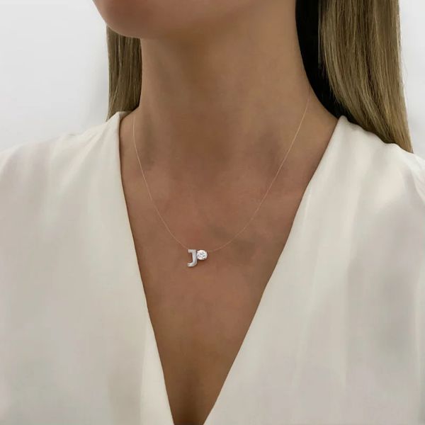 GARGANTILHA FIO NYLON LETRA J PONTO DE LUZ ZIRCÔNI... - My Prata Joias
