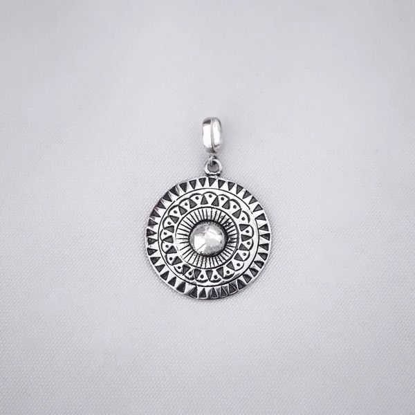 PINGENTE MANDALA ENVELHECIDO PRATA 925 - My Prata Joias