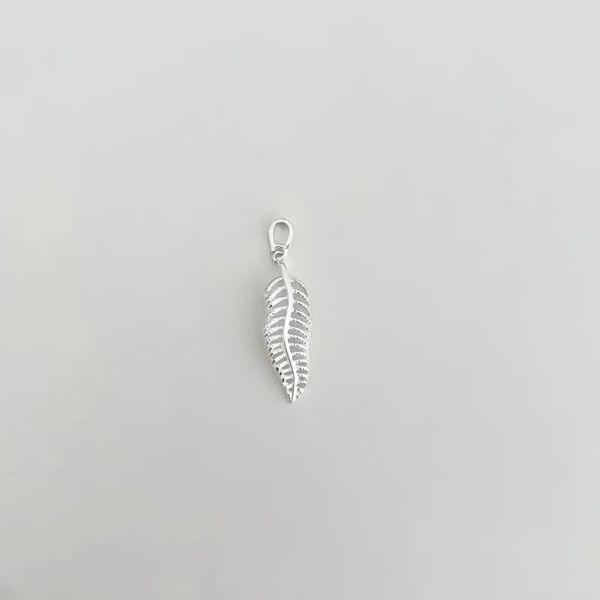 PINGENTE PENA PRATA 925 - My Prata Joias