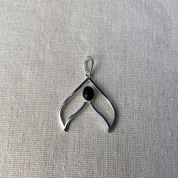 PINGENTE CALDA DE SEREIA PEDRA ONIX PRATA 925 - My Prata Joias