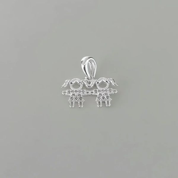 PINGENTE DUAS MENINAS ZIRCÔNIA CRISTAL PRATA 925 - My Prata Joias