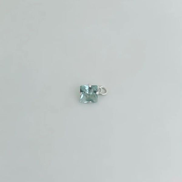 PINGENTE QUADRADO ZIRCÔNIA VERDE CLARO PRATA 925 - My Prata Joias