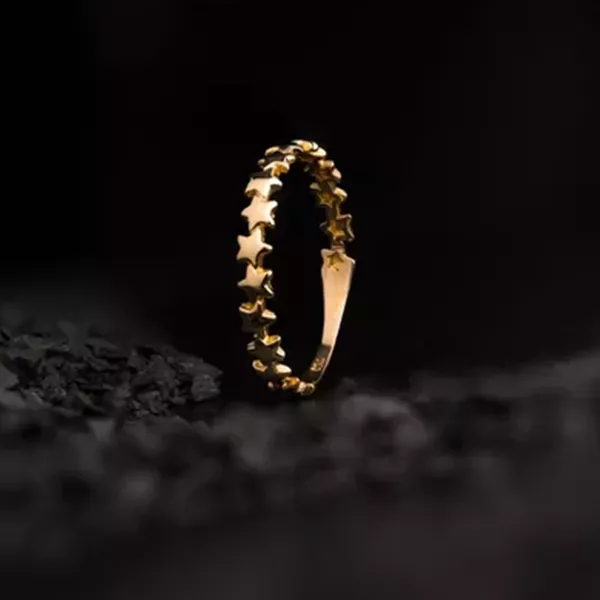Anel Estrelas em ouro 18K