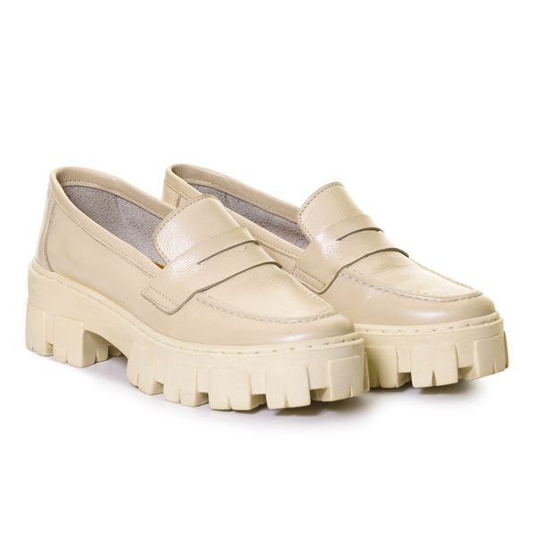Mocassim tratorado couro legítimo Off White