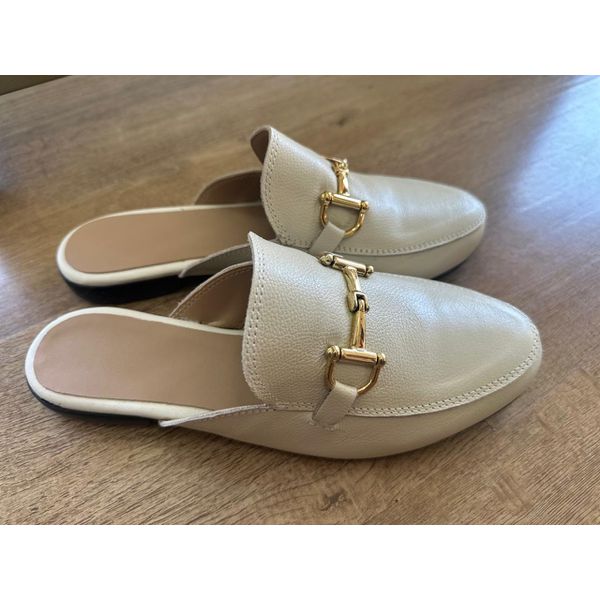 Mule feminino em couro Legítimo Off White 