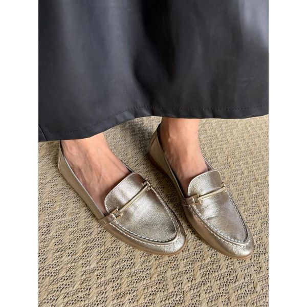 Mocassim Melina loafer feminino em couro legítimo Dourado