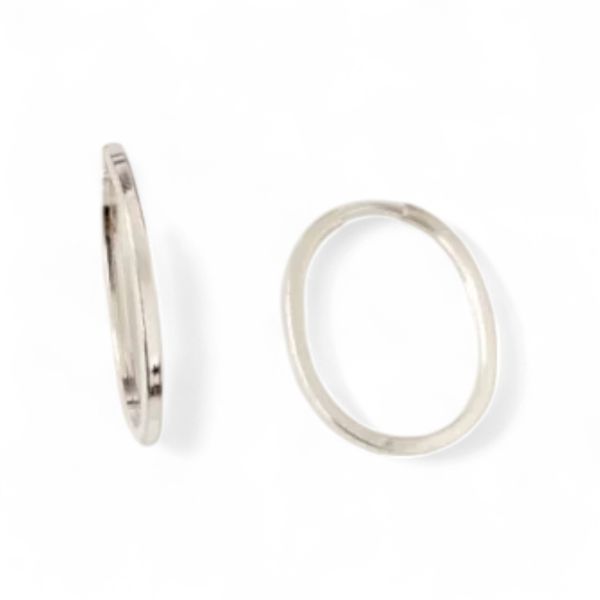 ARGOLA OVAL FIO QUADRADO G