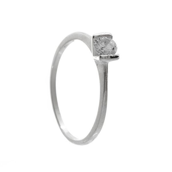 ANEL SOLITARIO ZIRCONIA LATERAIS PRATA 925