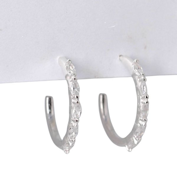 MEIA ARGOLA ZIRCONIA NAVETE G