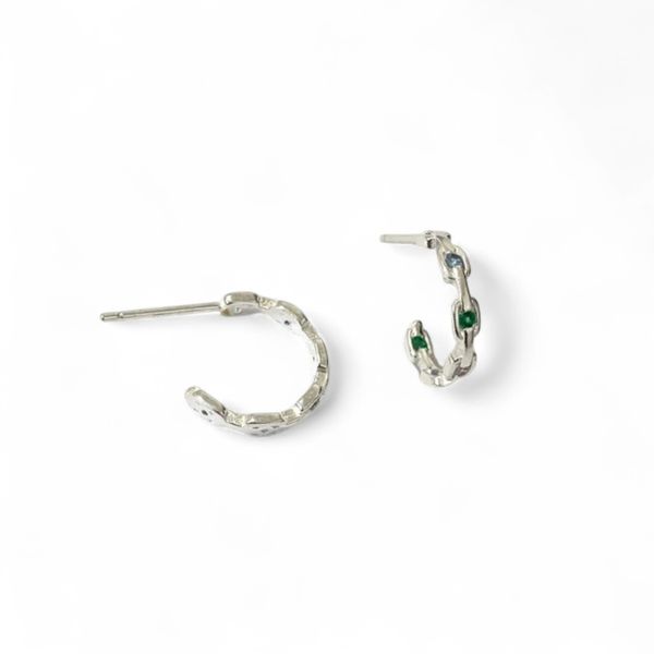 MEIA ARGOLA CORRENTE COM ZIRCONIA COLORIDA M