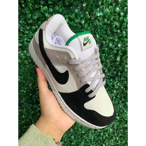 DUNK LOW BRANCO PRETO E CINZA 