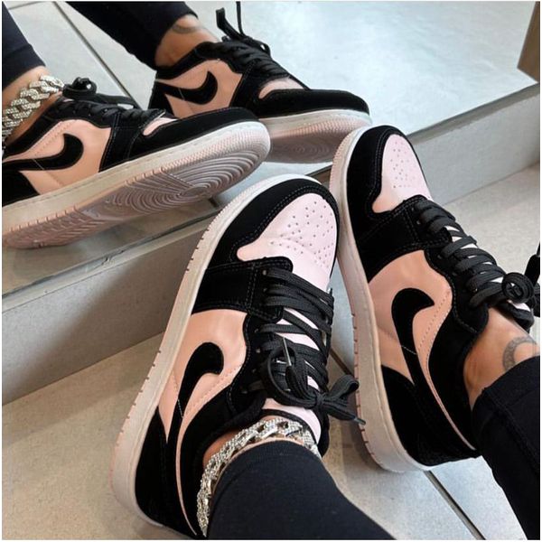 Jordan Low Preto e Rosa