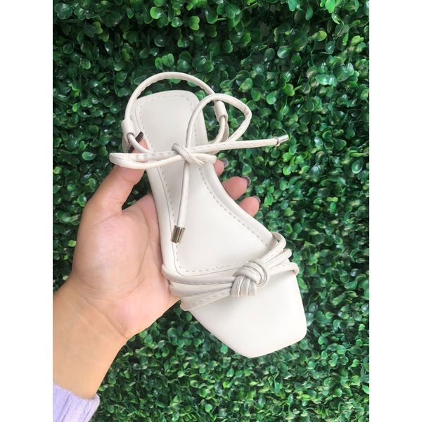 Rasteirinha Nó Off White 
