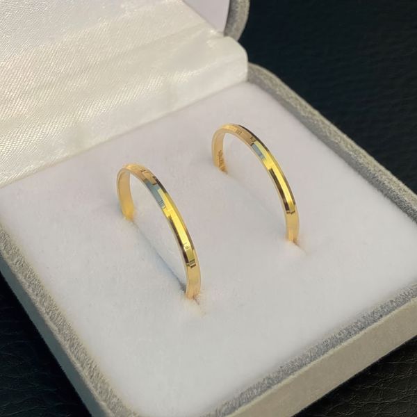 Par de Alianças Casamento Ouro 18k Amarelo 2mm Chanfrada Polido 3g 