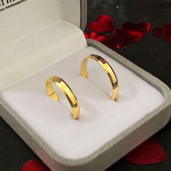 Par de Alianças Casamento Ouro 18k Amarelo 3mm Chanfrada Polido 4g 