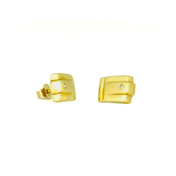 Brinco Quadrado com Diamante em Ouro 18k