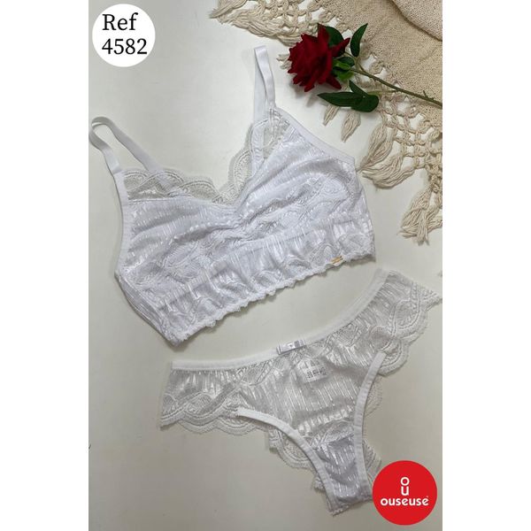 CONJUNTO PLUS SIZE CROPPED TRABALHADO EM RENDA COM CALCINHA- branco