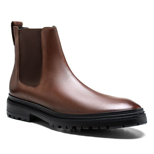 Bota chelsea masculina na cor pinhão da Salerno Prime, confeccionada em couro legítimo, com design moderno e sofisticado, perfeita para completar looks elegantes e casuais.