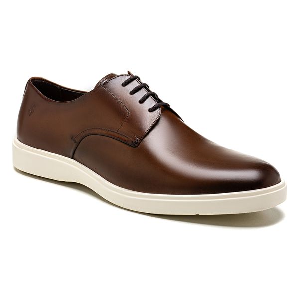 Sapato social derby na cor tamarindo da Salerno Prime, confeccionado em couro legítimo, com design clássico e refinado, perfeito para ocasiões formais e eventos especiais.