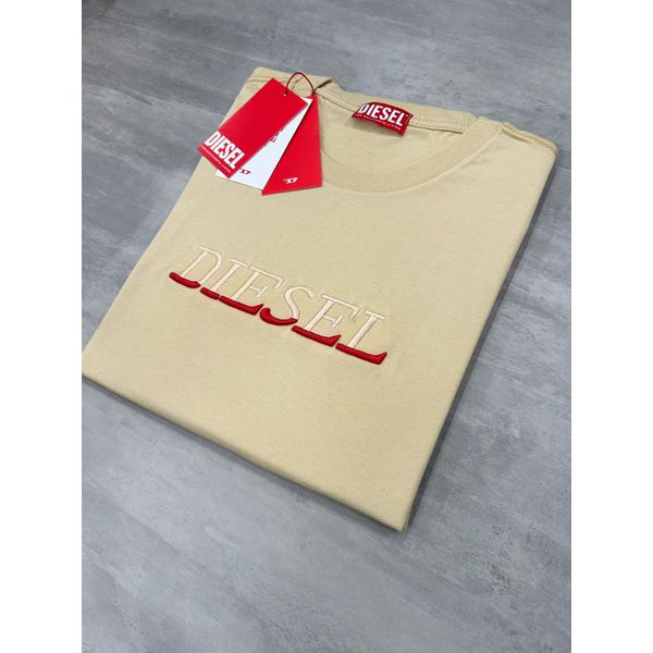 T-SHIRT BORDADA DIF DIESEL