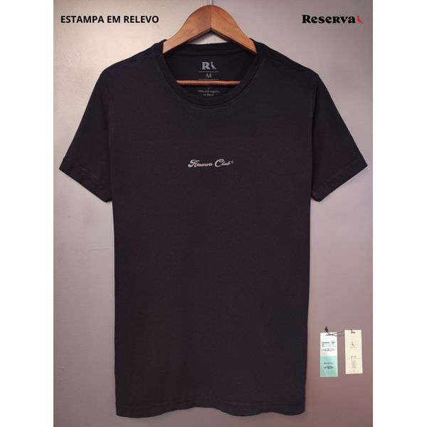 T-SHIRT BÁSICA PRETA NOME EMBORRACHADO 