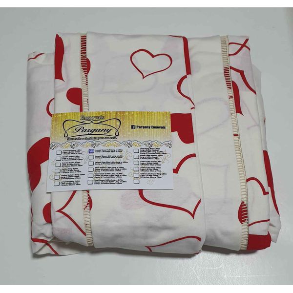 Lençol Malha Casal Padrão Estampado Coração Vermelho com fundo marfim