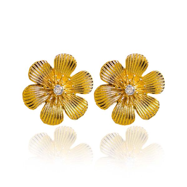 Brinco Flor com Ponto de Luz Banho de Ouro 18K