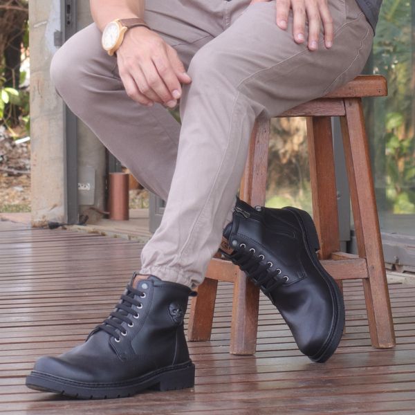 Bota Cano Baixo Bota De OnÃ§a C&a Bota Masculina Bota Coturno