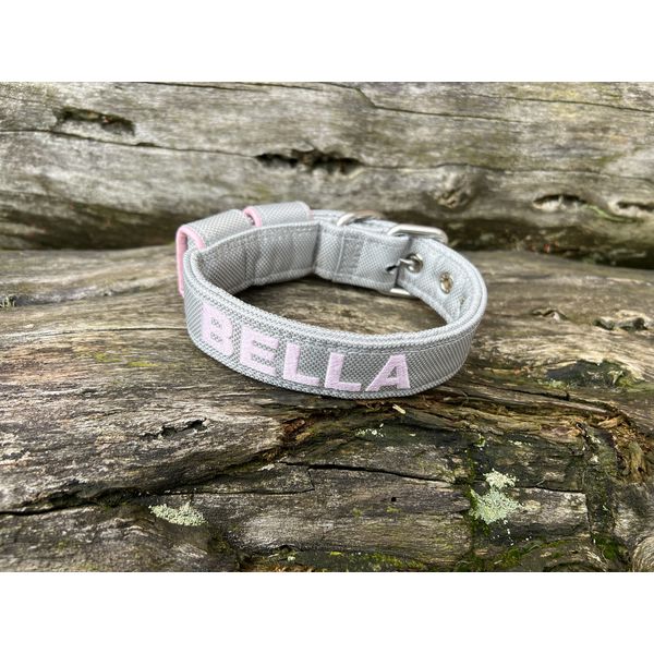 COLEIRA BABY PERSONALIZADA 3cm cinza claro com nome em rosa claro