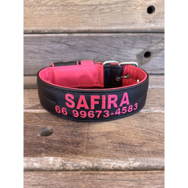 COLEIRA PERSONALIZADA 5cm preta com nome rosa pink (nome e telefone)