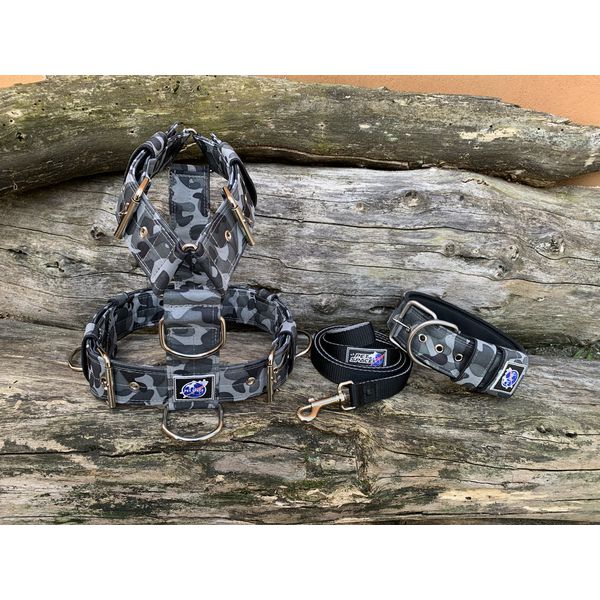 KIT PEITORAL UNIVERSAL, COLEIRA SUPER CONFORT E GUIA DE PASSEIO cor camuflado choque