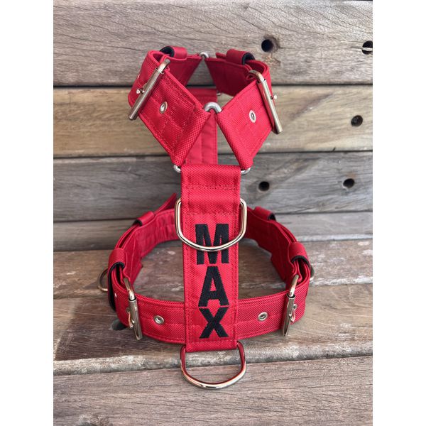Peitoral universal personalizado poliéster premium vermelho com nome em preto