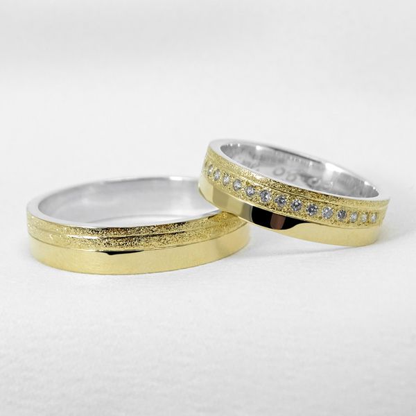 Aliança de Noivado e Casamento Revestida em Ouro 5mm Forever - Par