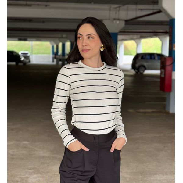 Blusa Manga Longa Listrada Branca com Preto