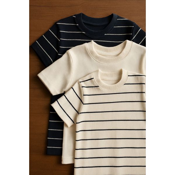 Kit T-shirt Listras e Branca Lisa