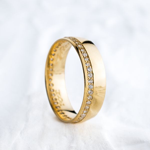 Aliança de Casamento em Ouro 6mm Pedras Elizabeth - Unidade