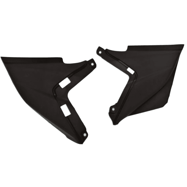 CAPA LATERAL DO FAROL DA TITAN 150 ANO 2015 COR PRETO LATERAL ESQUERDA 