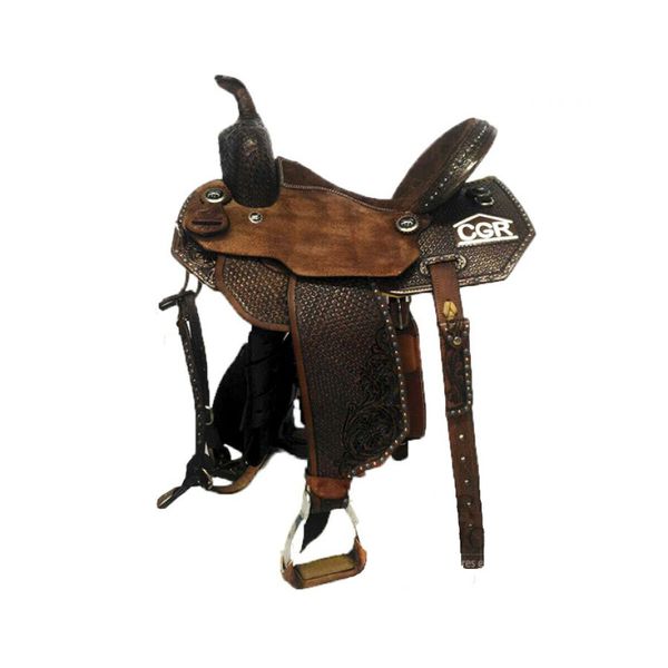 SELA FORMA PROTEC HORSE COURO CAFE - BORDADO/CRAVINHOS/TACHAS/ABA RECORTADA