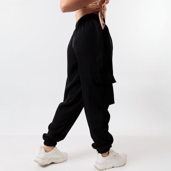 Calça Jogger Cargo Preta
