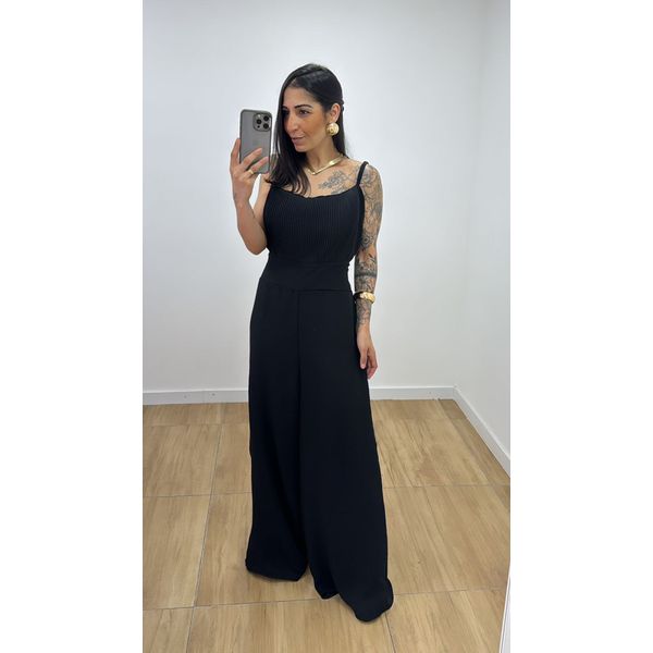 Macacão Madri Preto