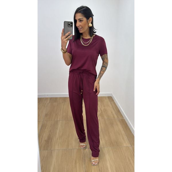 Conjunto Cátia Vinho
