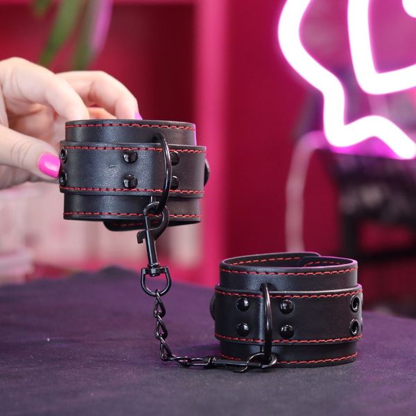 Algema Com Corrente e Fivelas Em Couro Luxo (3)