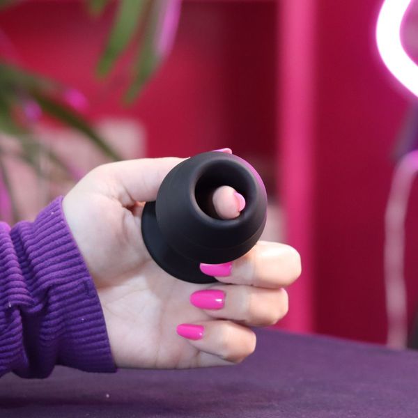 Plug Anal Vazado Em Silicone - 7.3 x 3.5 Cm